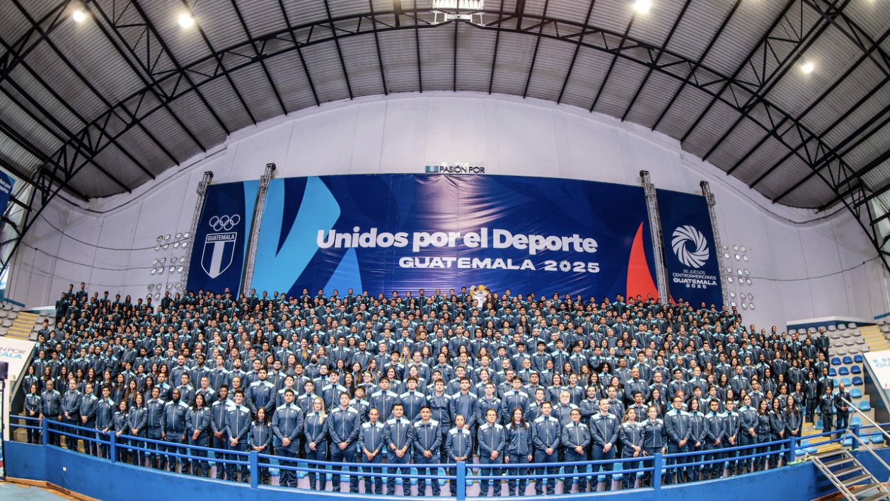 Delegación nacional de Guatemala reunida bajo el lema Unidos por el Deporte